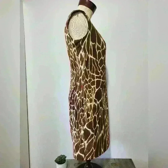 Lori Michaels collection giraffe  pattern dress. Size 4 - Picture 4 of 7